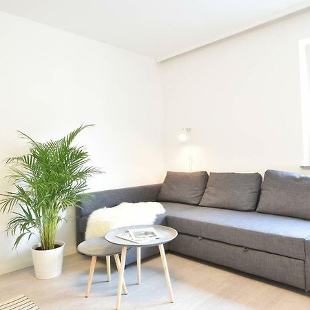 Geraumige, Moderne 1-Zimmer Wohnung インスブルック エクステリア 写真